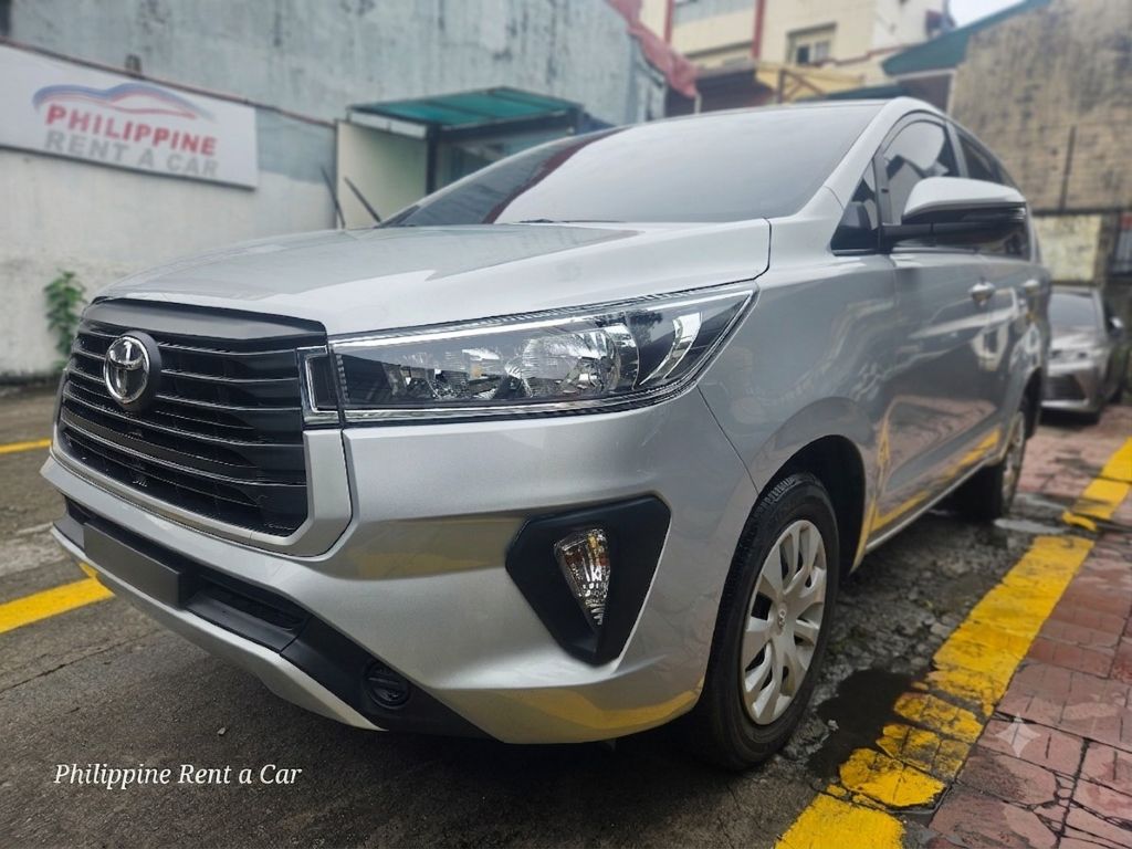 2025 Toyota Innova 2.8XE AT